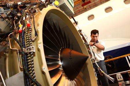 2013年巴西工業(yè)制品貿(mào)易逆差達到543億美元